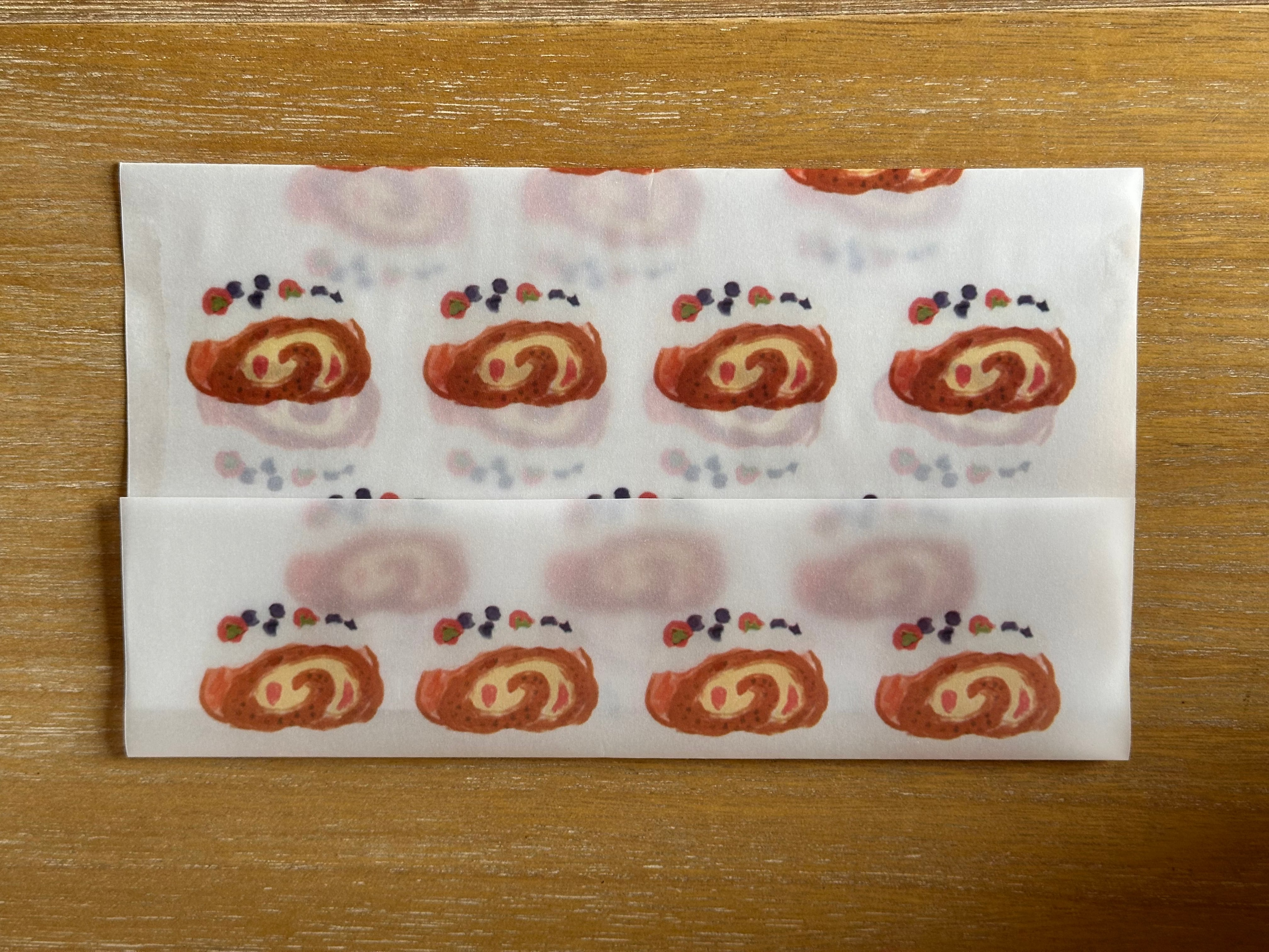envelope: blueberry and strawberry cake
