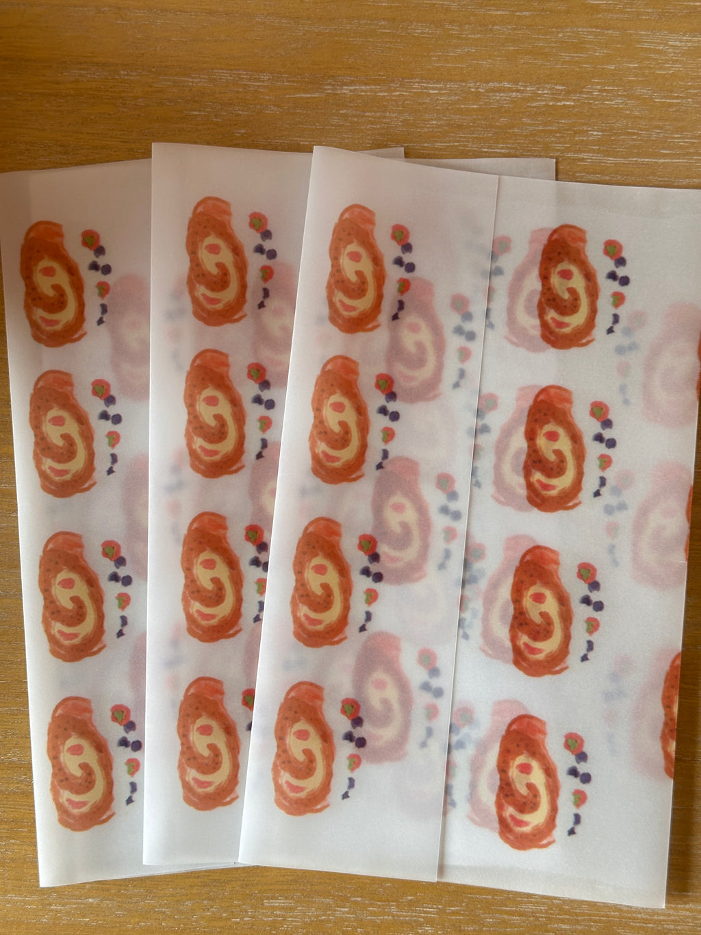 envelope: blueberry and strawberry cake